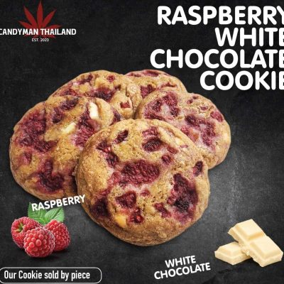 Raspberry White Chocolate Cookie - Freshly baked, delicious treat with raspberries and white chocola.